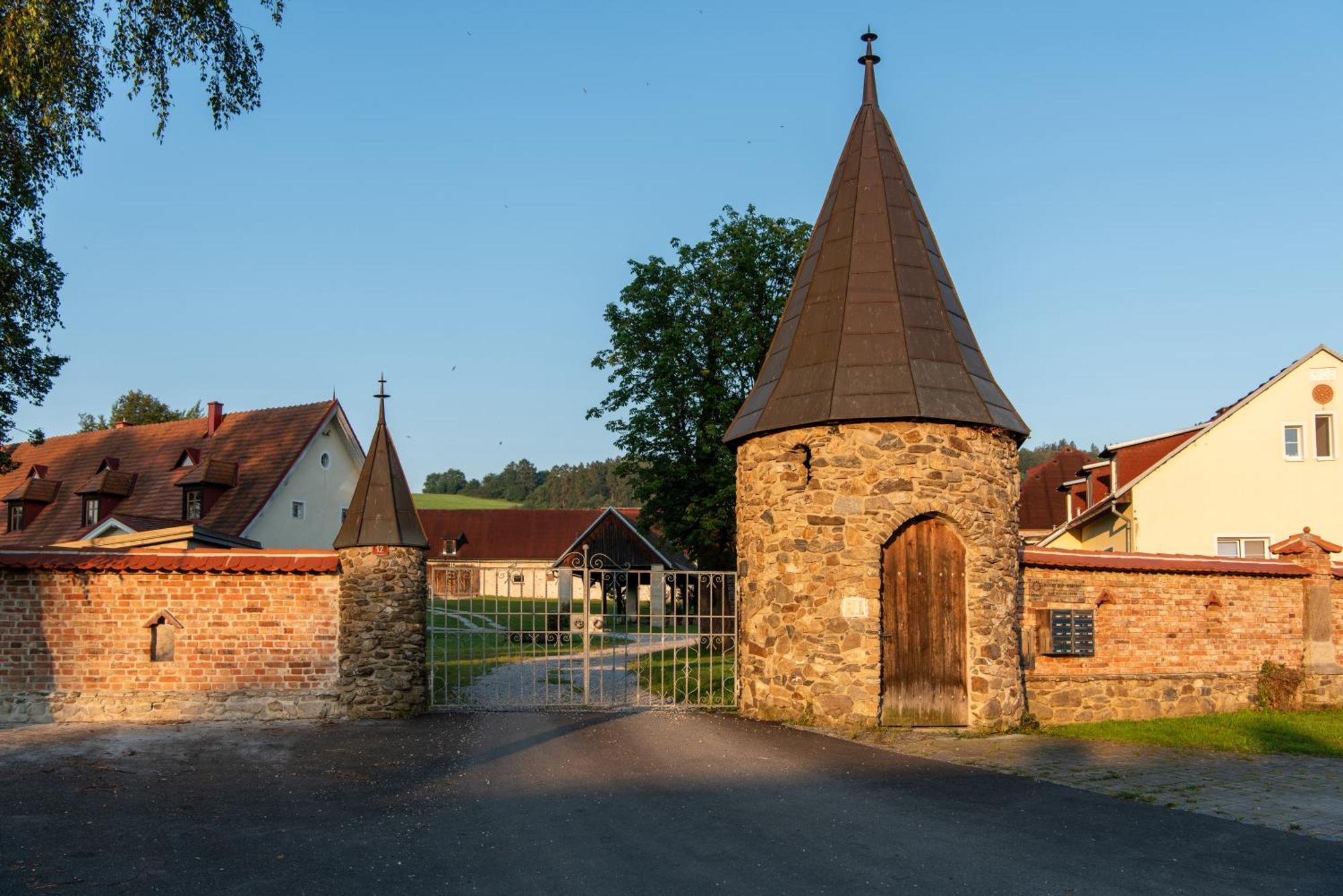 La Boheme Lodges And Glamping Vrhavec 外观 照片