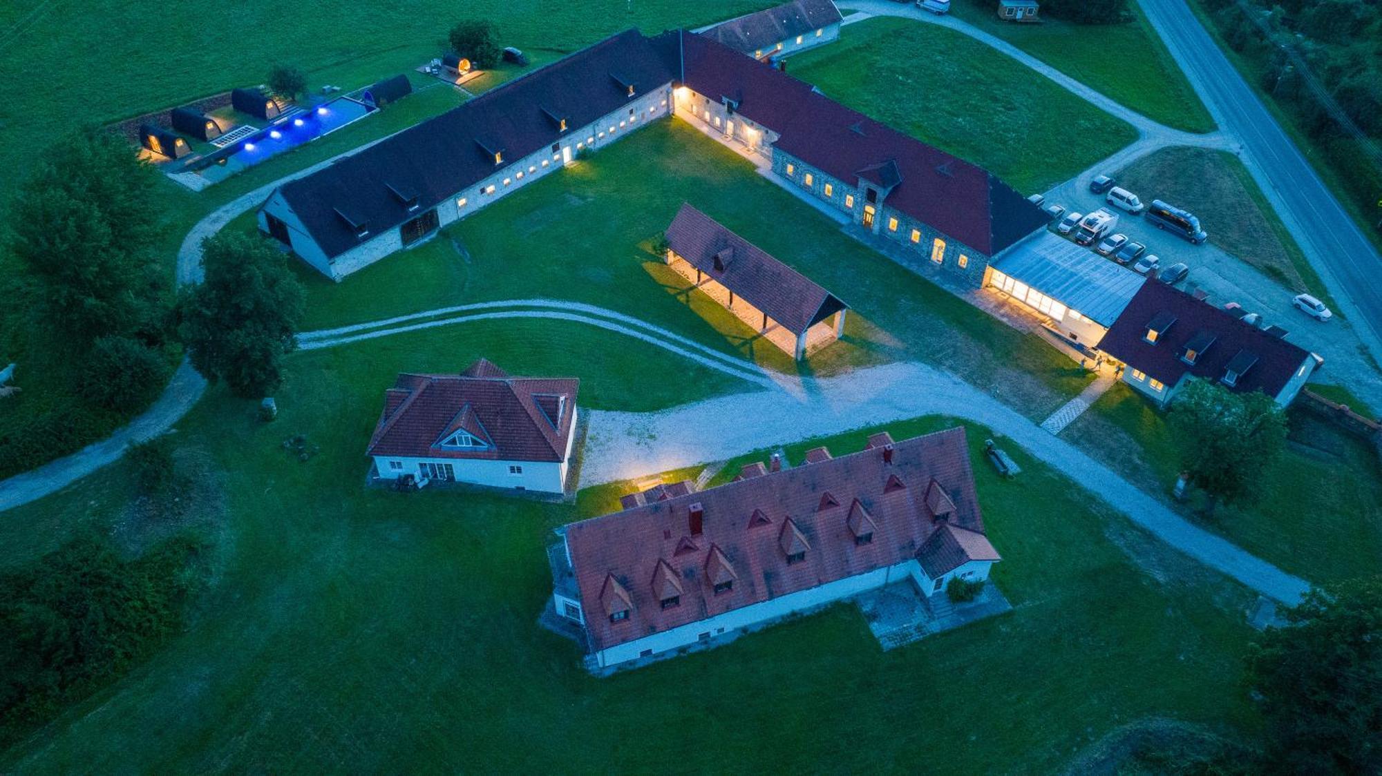 La Boheme Lodges And Glamping Vrhavec 外观 照片